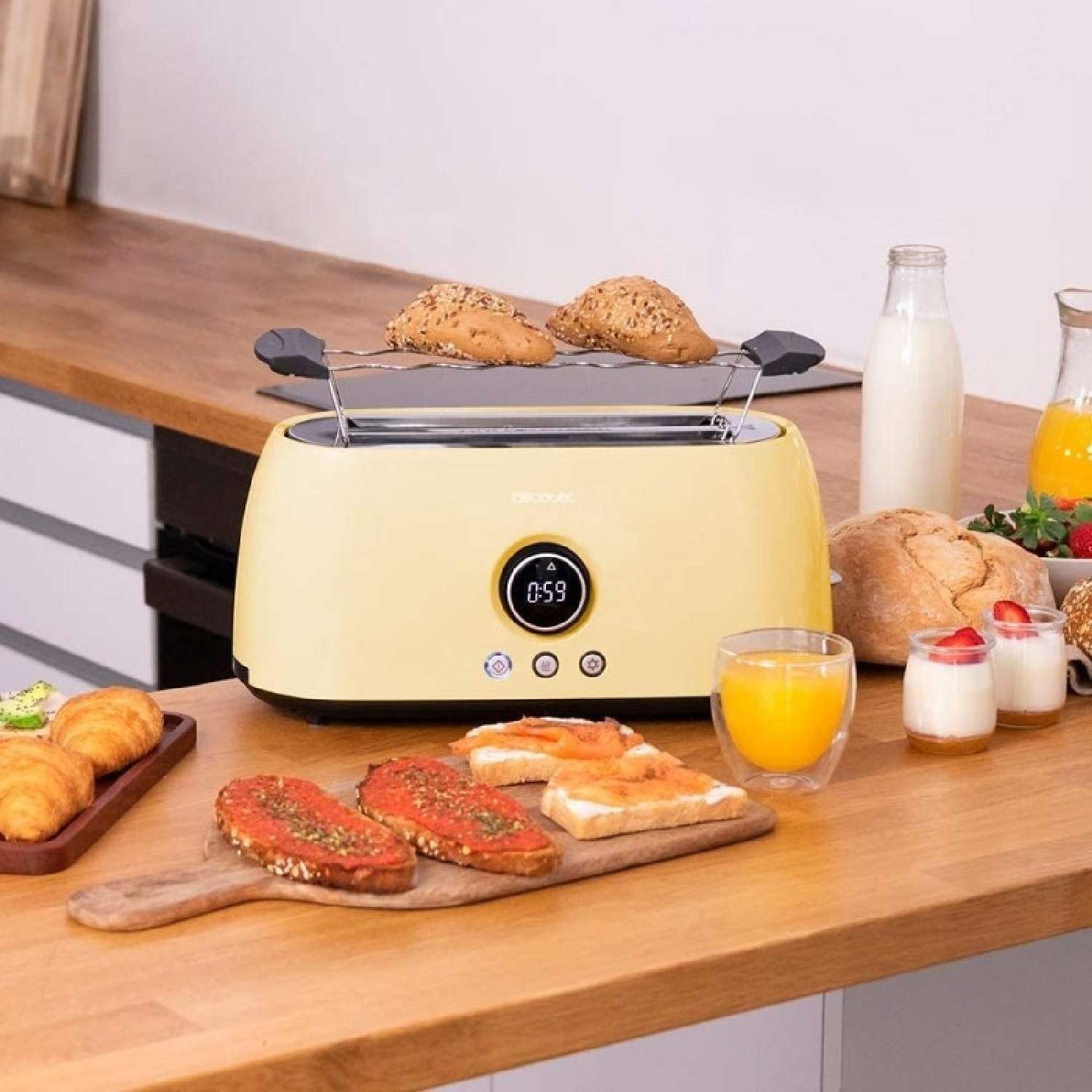 Cecotec, ClassicToast 15000 Yellow Extra Double, Tostador vertical - Imagen 2