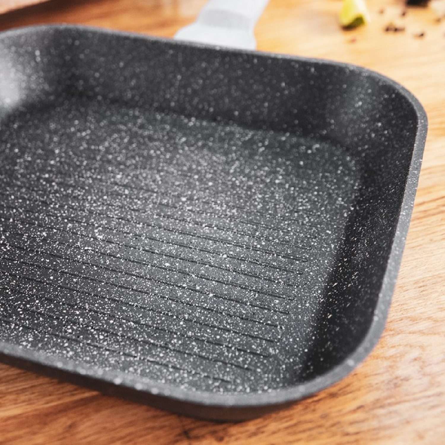 Sarten Polka Exclusive 28 Grill Wood&Rock, Cecotec - Imagen 3