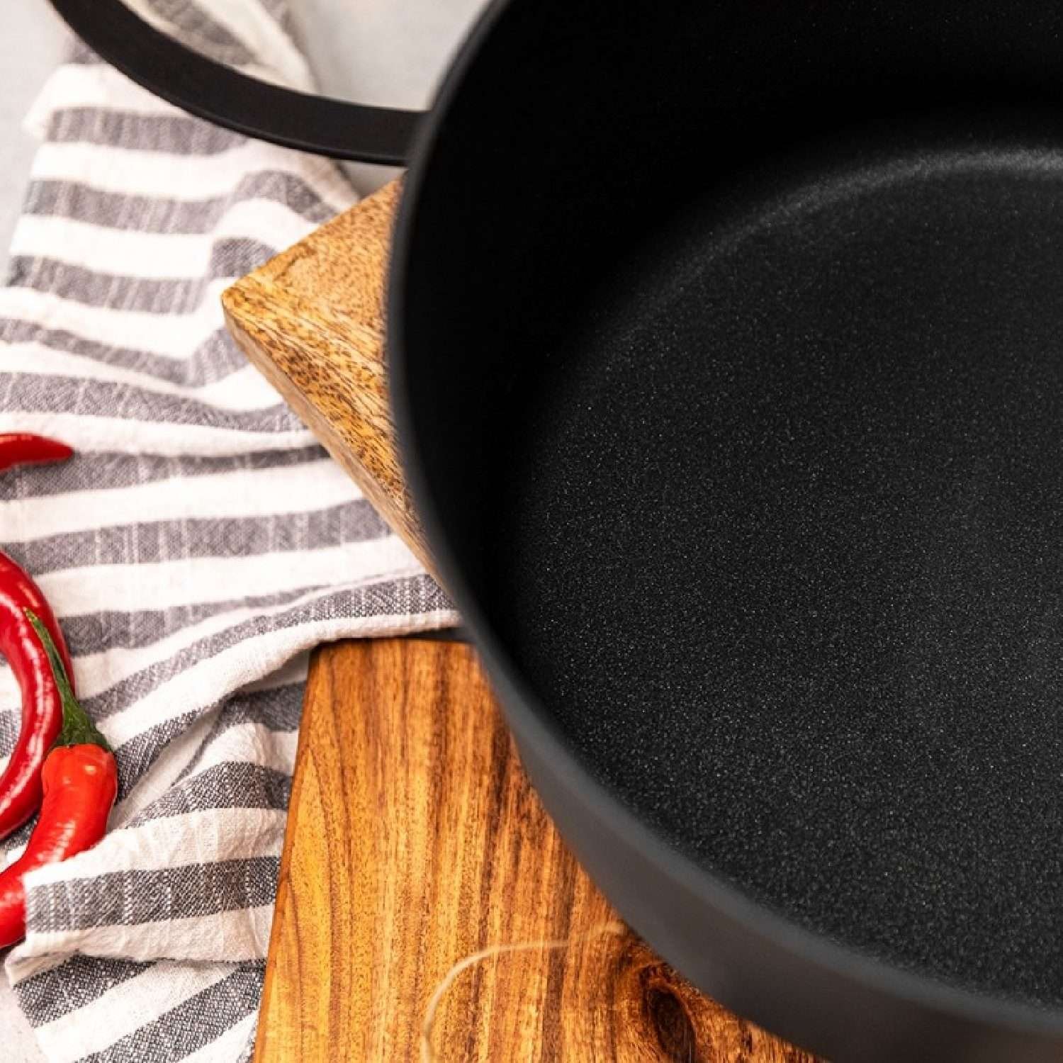 Sarten Polka Platinum 24 Pot Thunder, Cecotec - Imagen 4